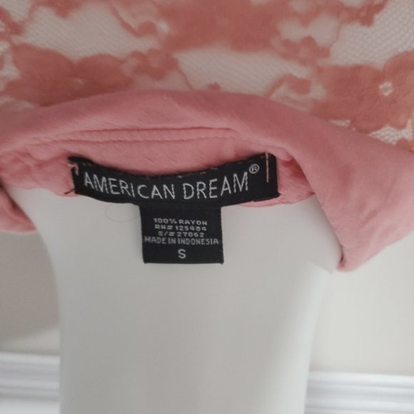 American Dream Sleeveless Lace Tie Waist Blouse- Small - Picture 7 of 11